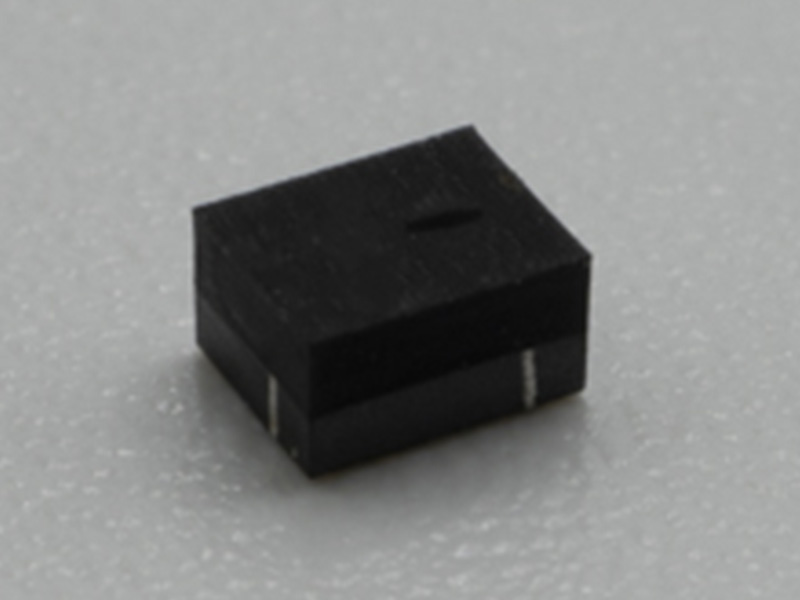 UDM82821 DC-DC Buck magnético integrado módulo de potencia descendente (entrada 2.3V-5.5V, salida 1.2V-3.3V)